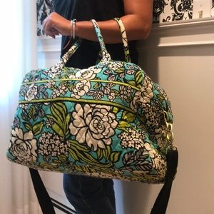 BEAUTIFUL Vera Bradley Weekender Tote Bag 💚
